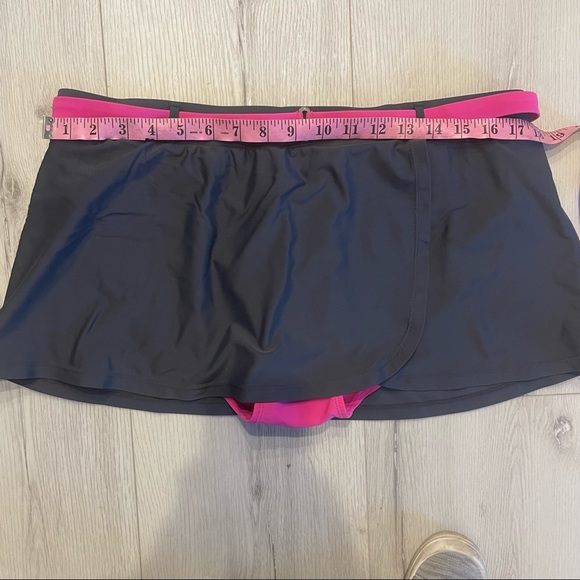 Free Country Gray Wrap Swim Skirt Built in Briefs Size XXL - Picture 3 of 9